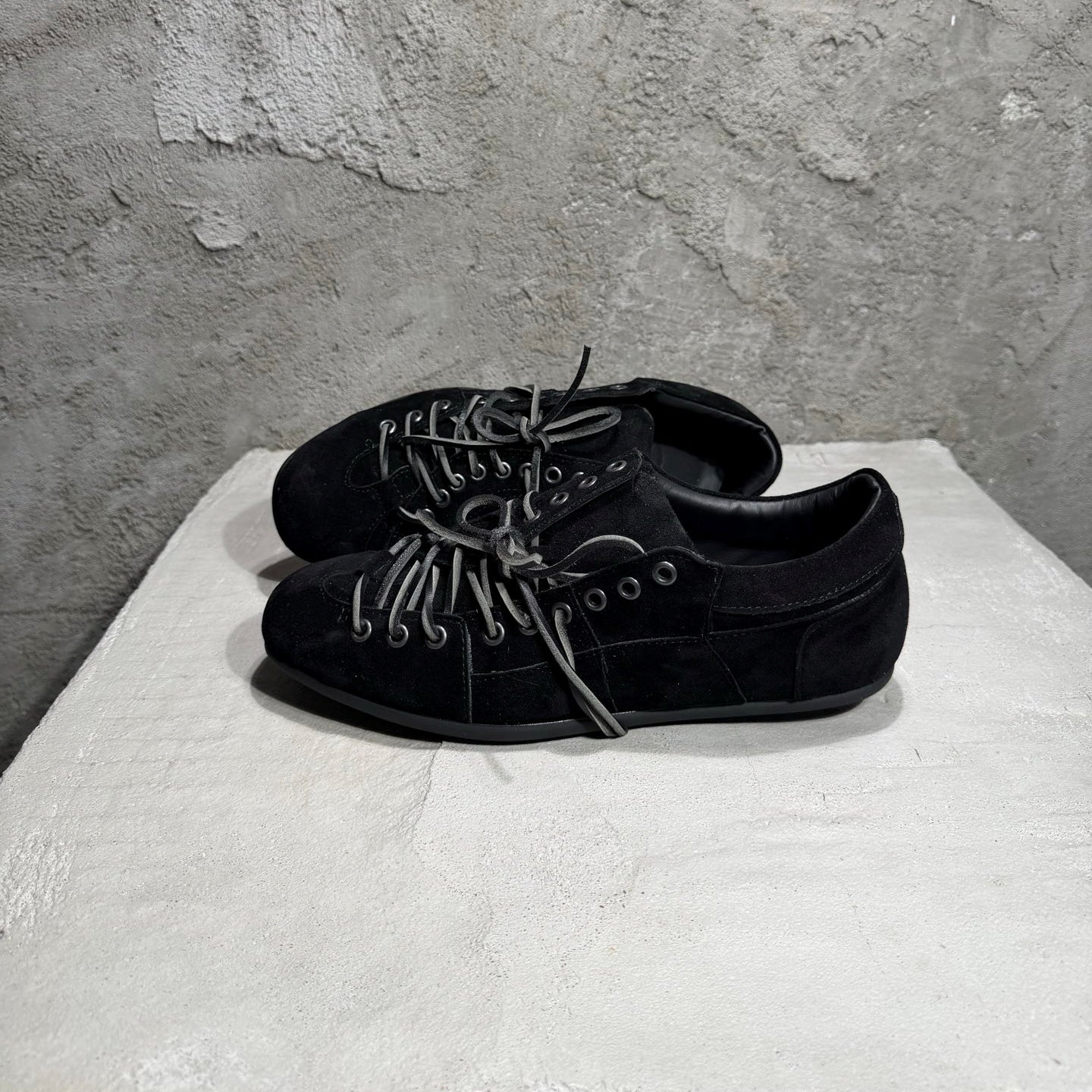 애슬레틱 스니커즈 (Athletic sneakers)