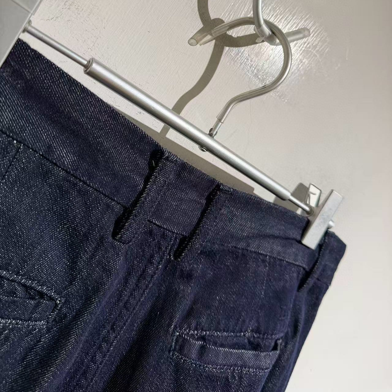 스트레이트 레그진 (straight leg jeans)