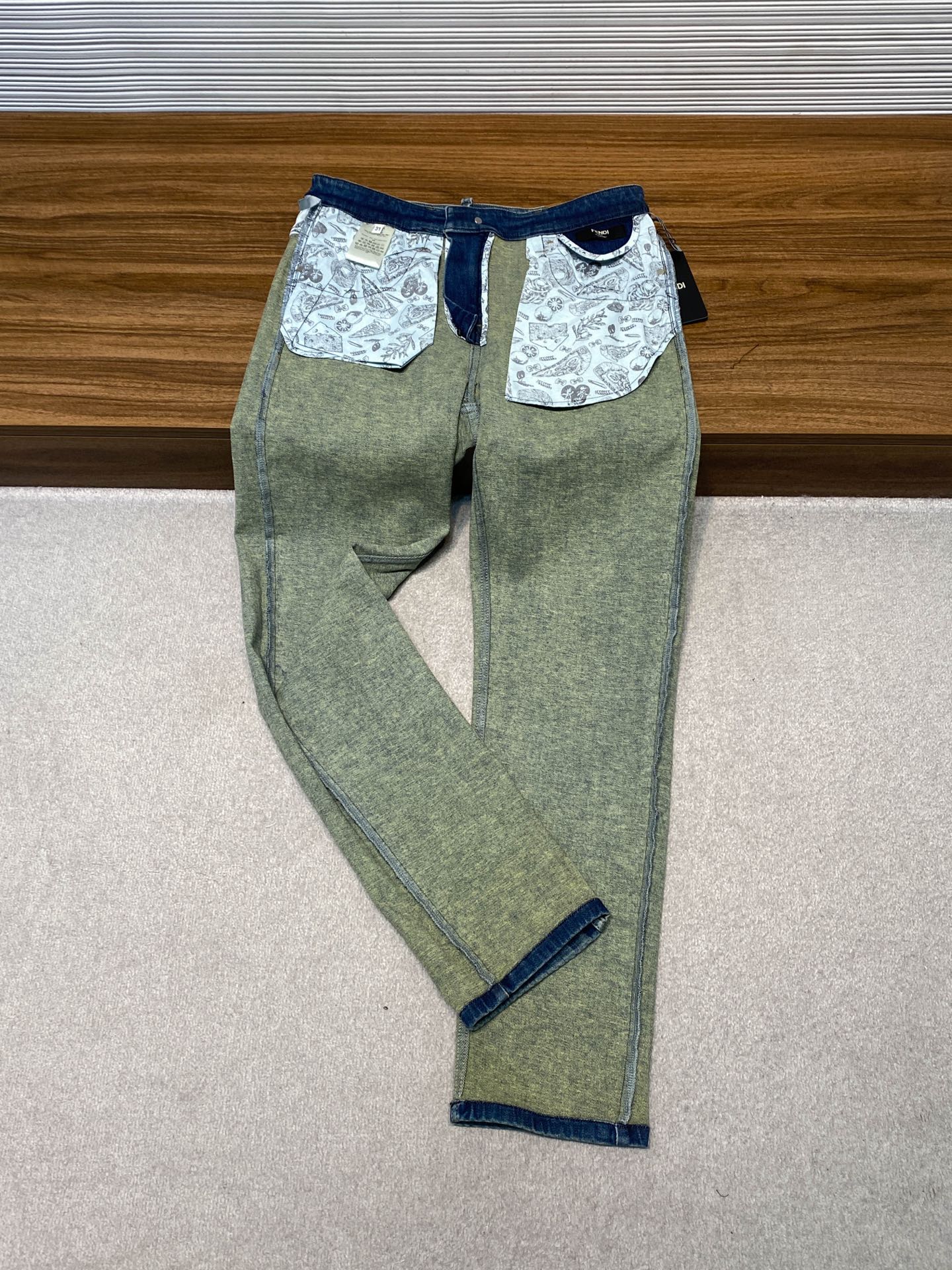 스트레치 청바지 (stretch jeans)