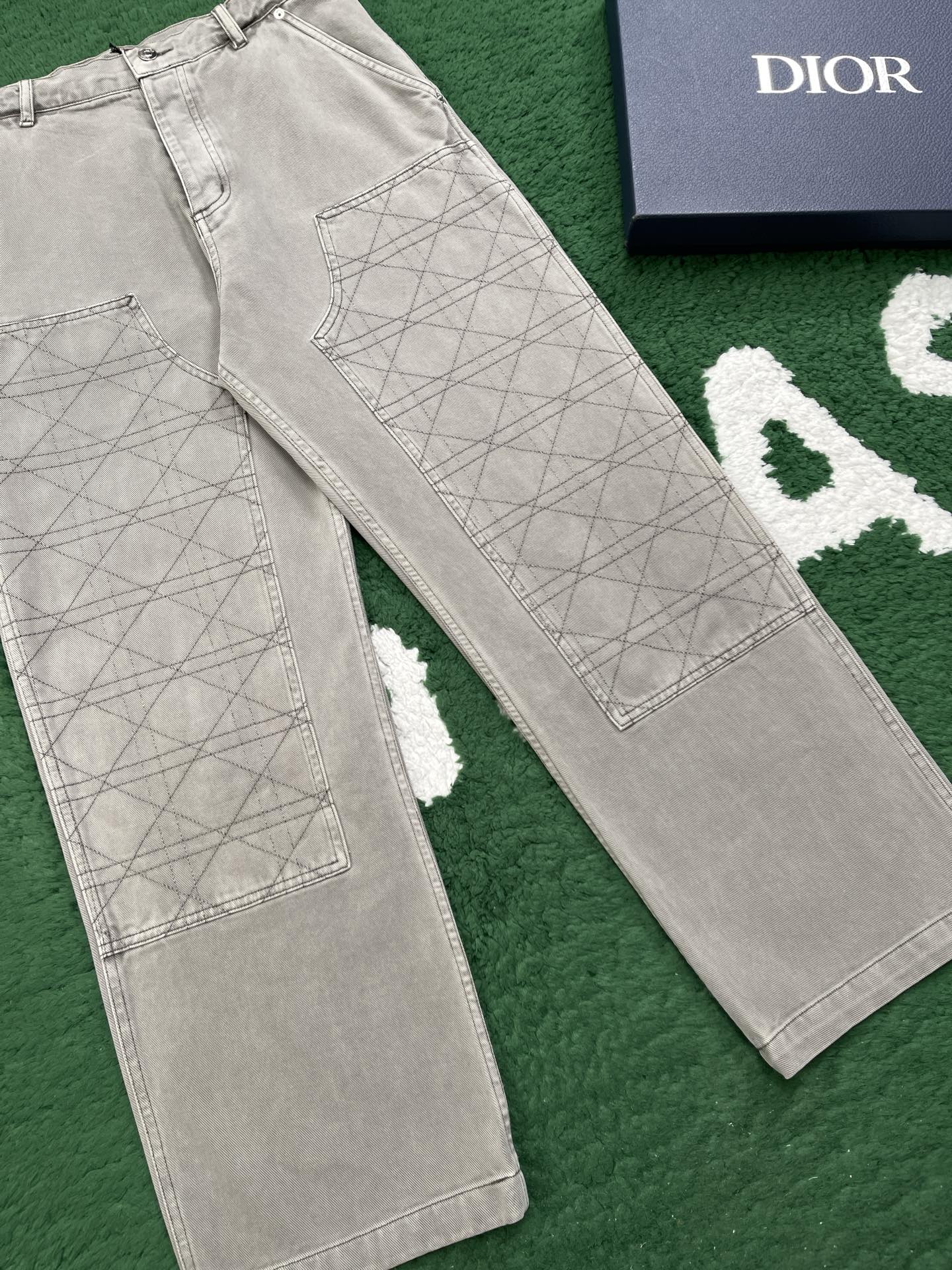 다이아몬드 청바지 (crocs jeans)