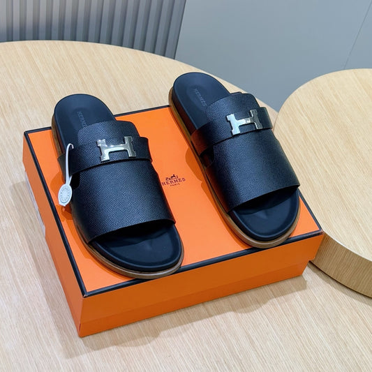 H버클 샌들 (H buckle sandals)