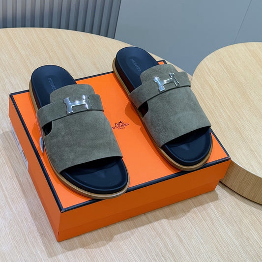 H버클 샌들 (H buckle sandals)