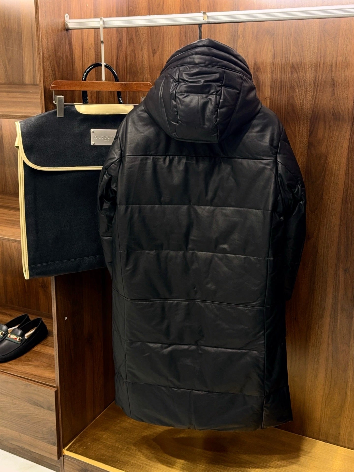 롱 트렌치 레더코트 (Long trench leather coat)