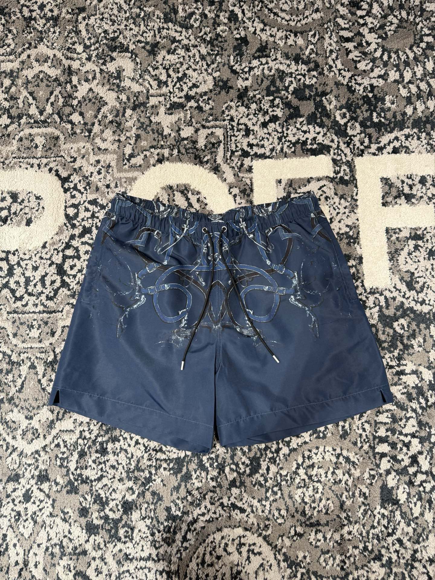 롱캔버스 반바지 (Long canvas shorts)