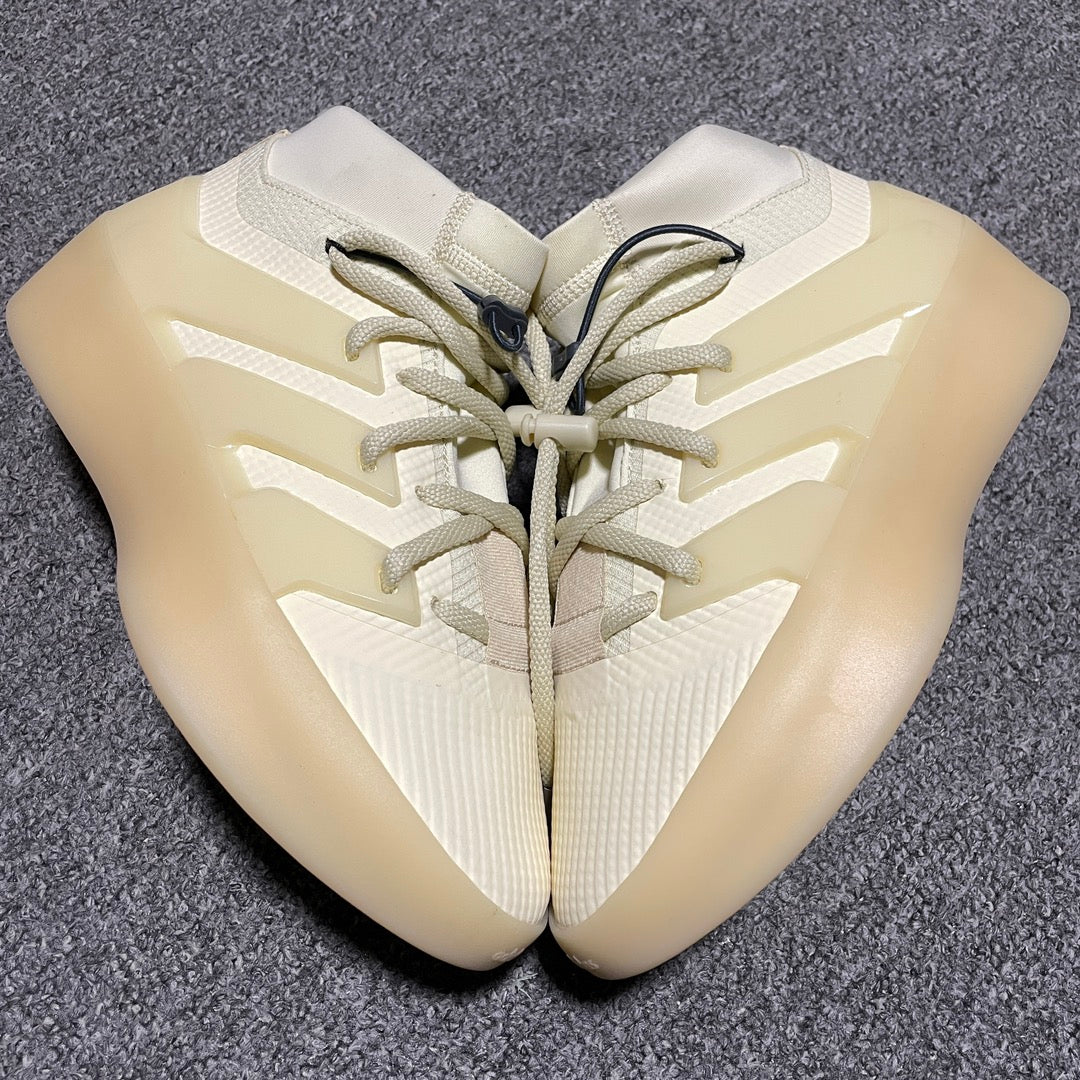 J478766.8 FO X AD 하이스니커즈