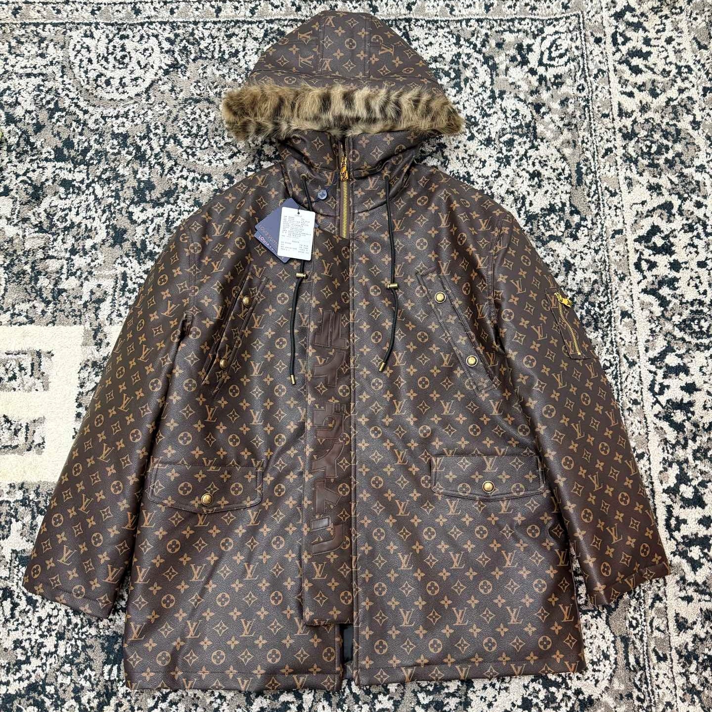 니고 무스탕 (Nigo Mustang)
