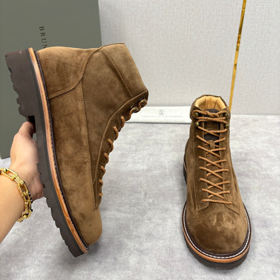 하이킹 부츠 (hiking boots)
