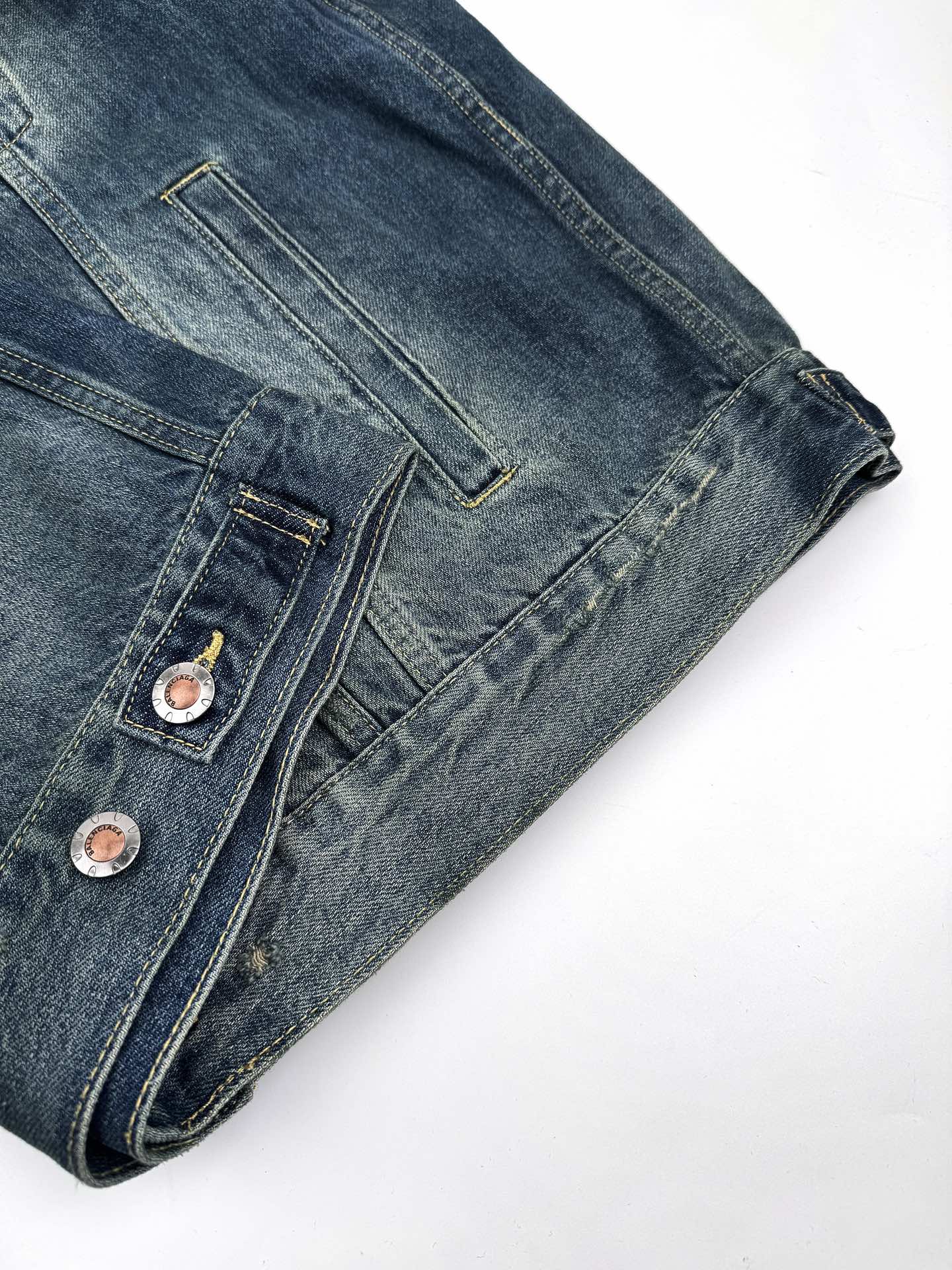 컷업 청자켓 (cut-up denim jacket)