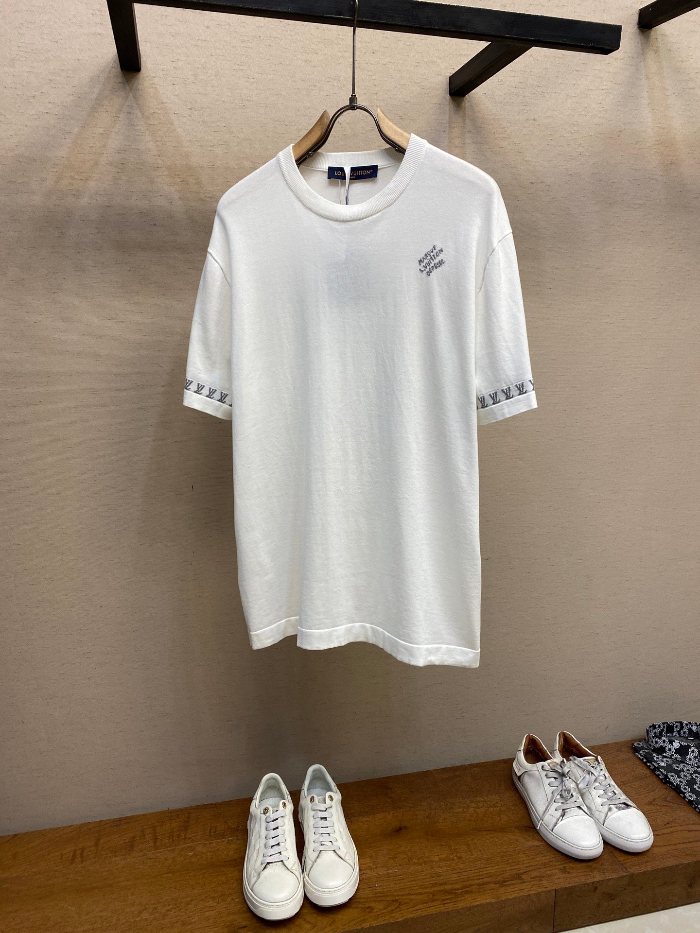 코튼 크루넥 반팔티셔츠 (Cotton crewneck short sleeve t-shirt)