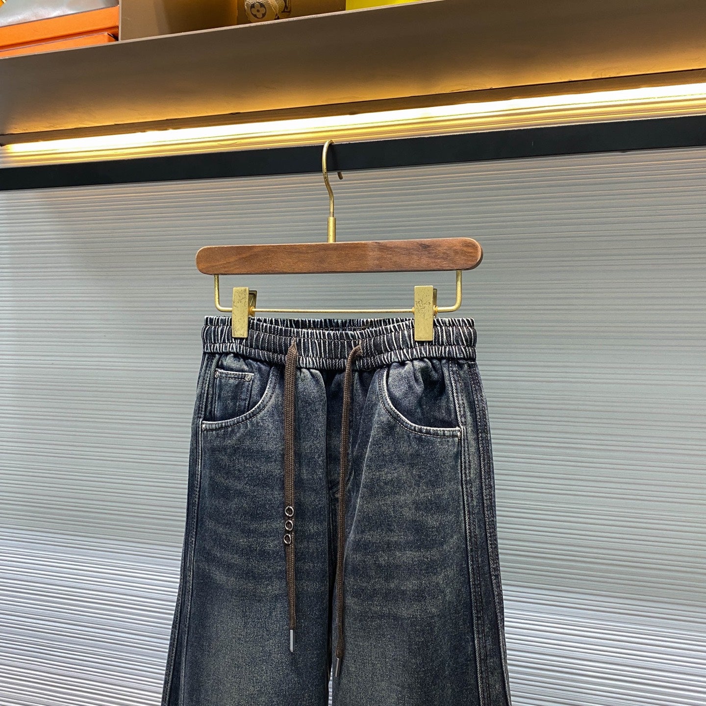드로스트링 밴딩청바지 (Drawstring banding jeans)