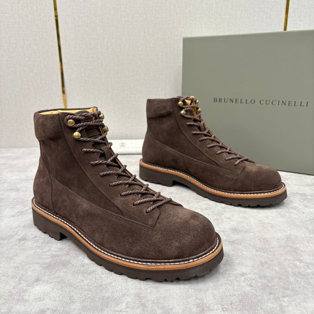 하이킹 부츠 (hiking boots)
