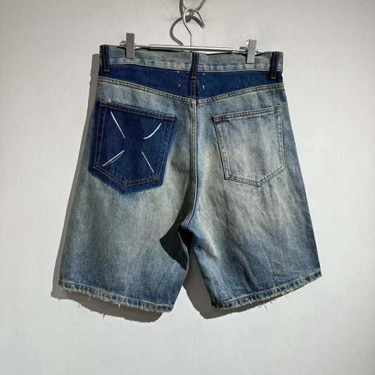 워싱 솔기 청반바지 (Washed seam denim shorts)