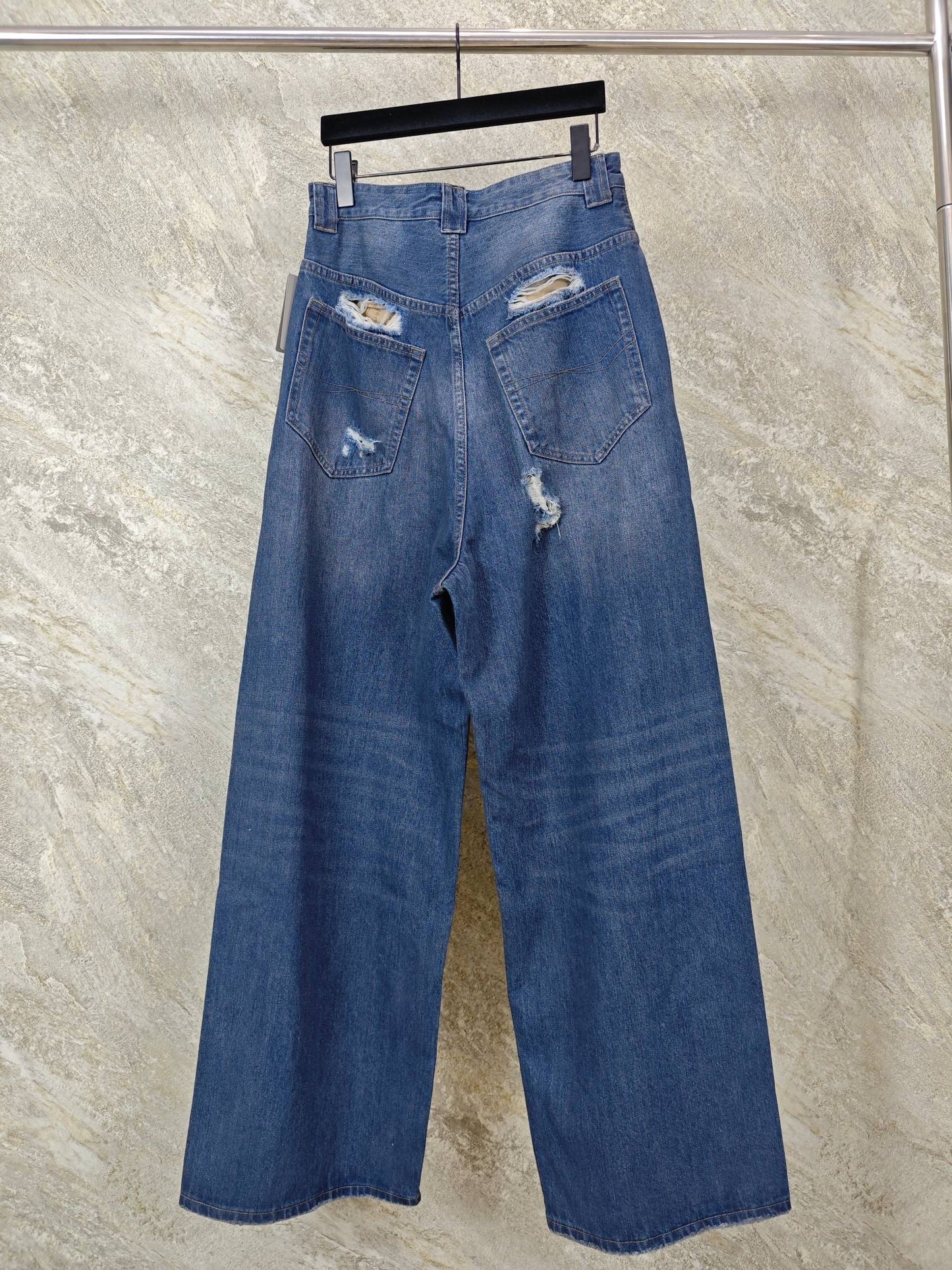 와이드 레그 청바지 (wide leg jeans)