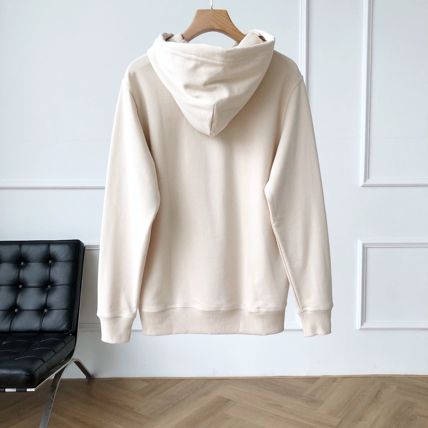 드로스트링 후드티 (Drawstring hoodie)