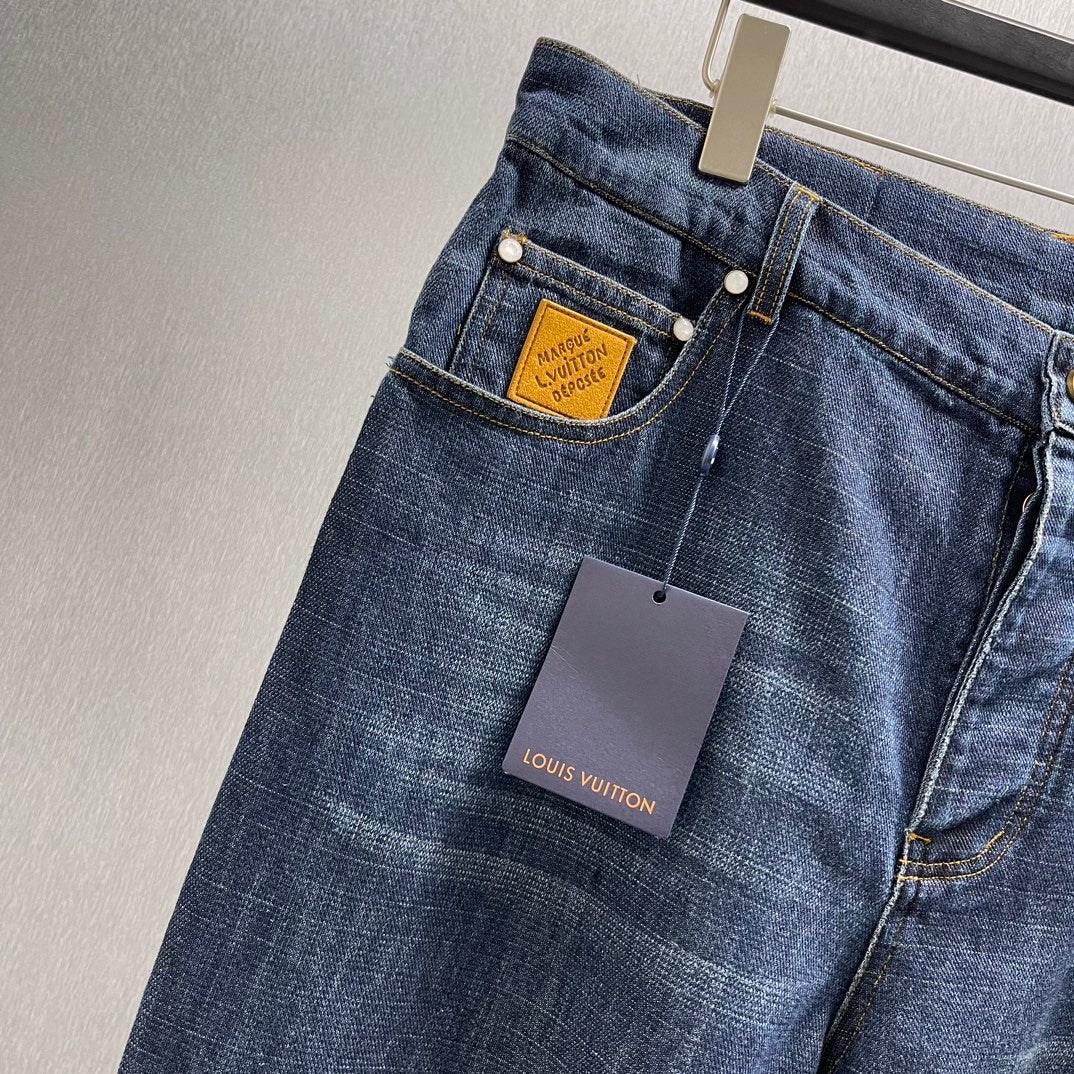 루 워시드 데님진 (Lou Washed Denim Jeans)
