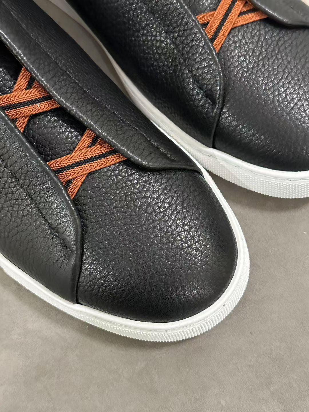 트리플 스티치 스니커즈 (Triple Stitch Sneakers)