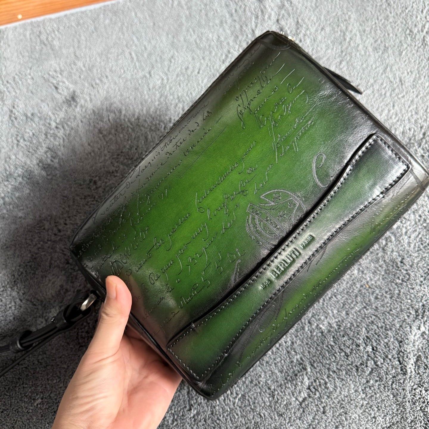 스크리토 클러치백 (Scritto Clutch Bag)