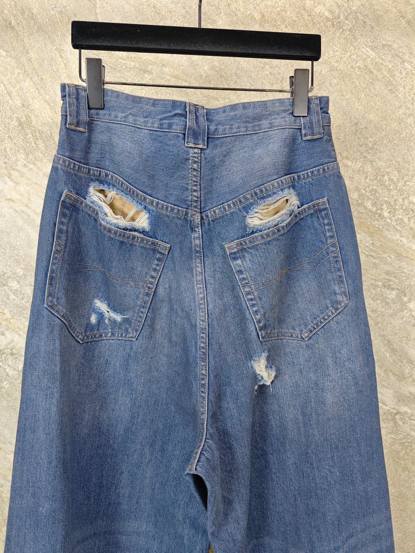 와이드 레그 청바지 (wide leg jeans)