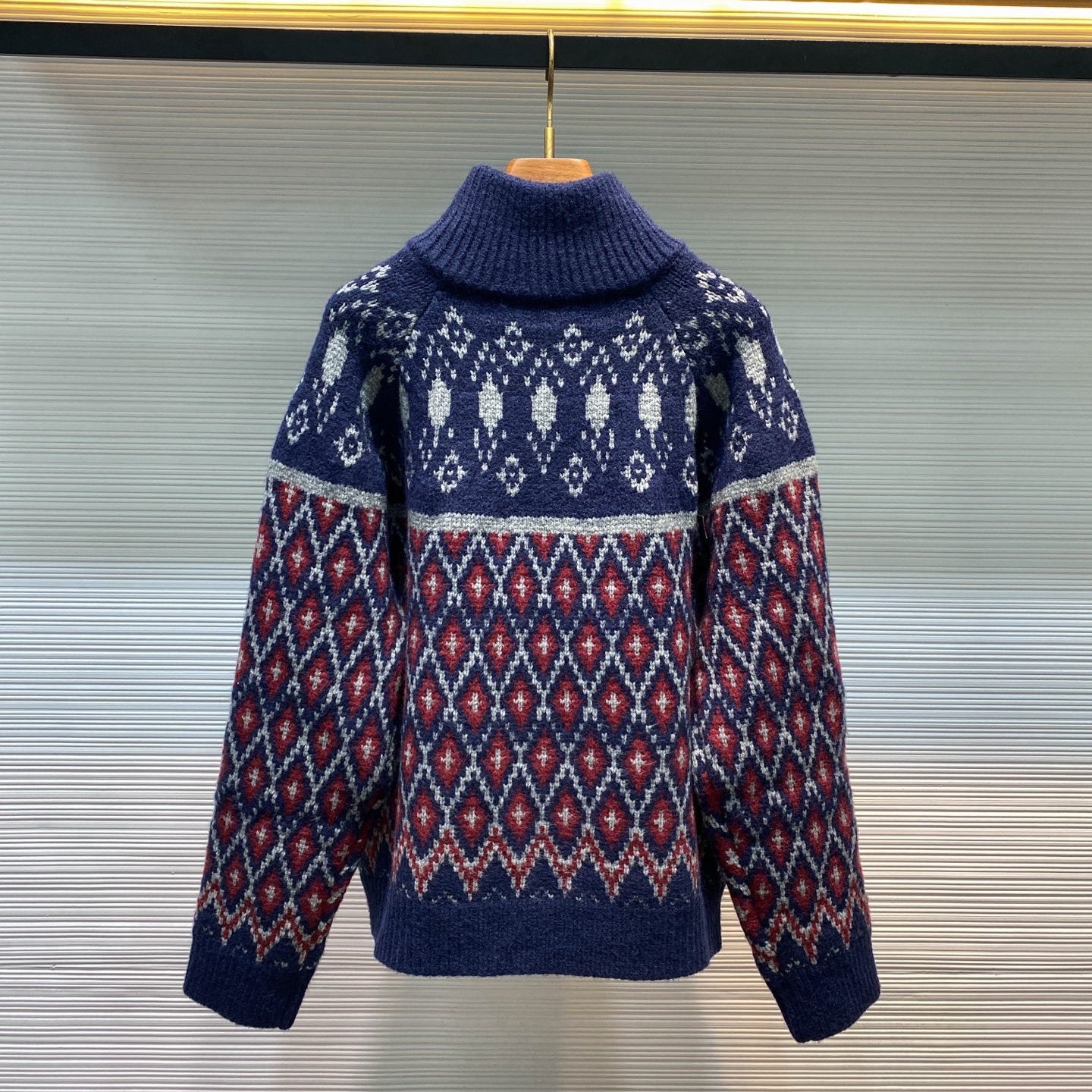 페어 아일 가디건 (Fair Isle Cardigan)