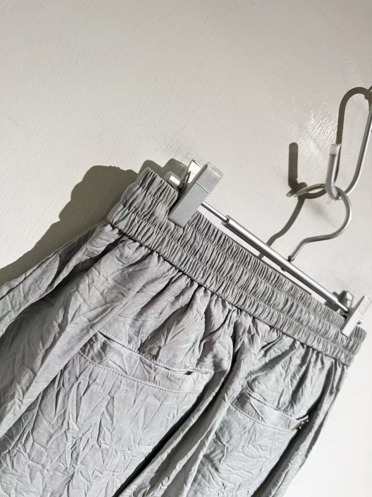 루즈 스트레이트팬츠 (Loose straight pants)