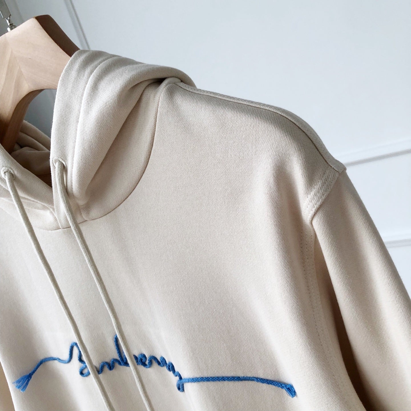 드로스트링 후드티 (Drawstring hoodie)