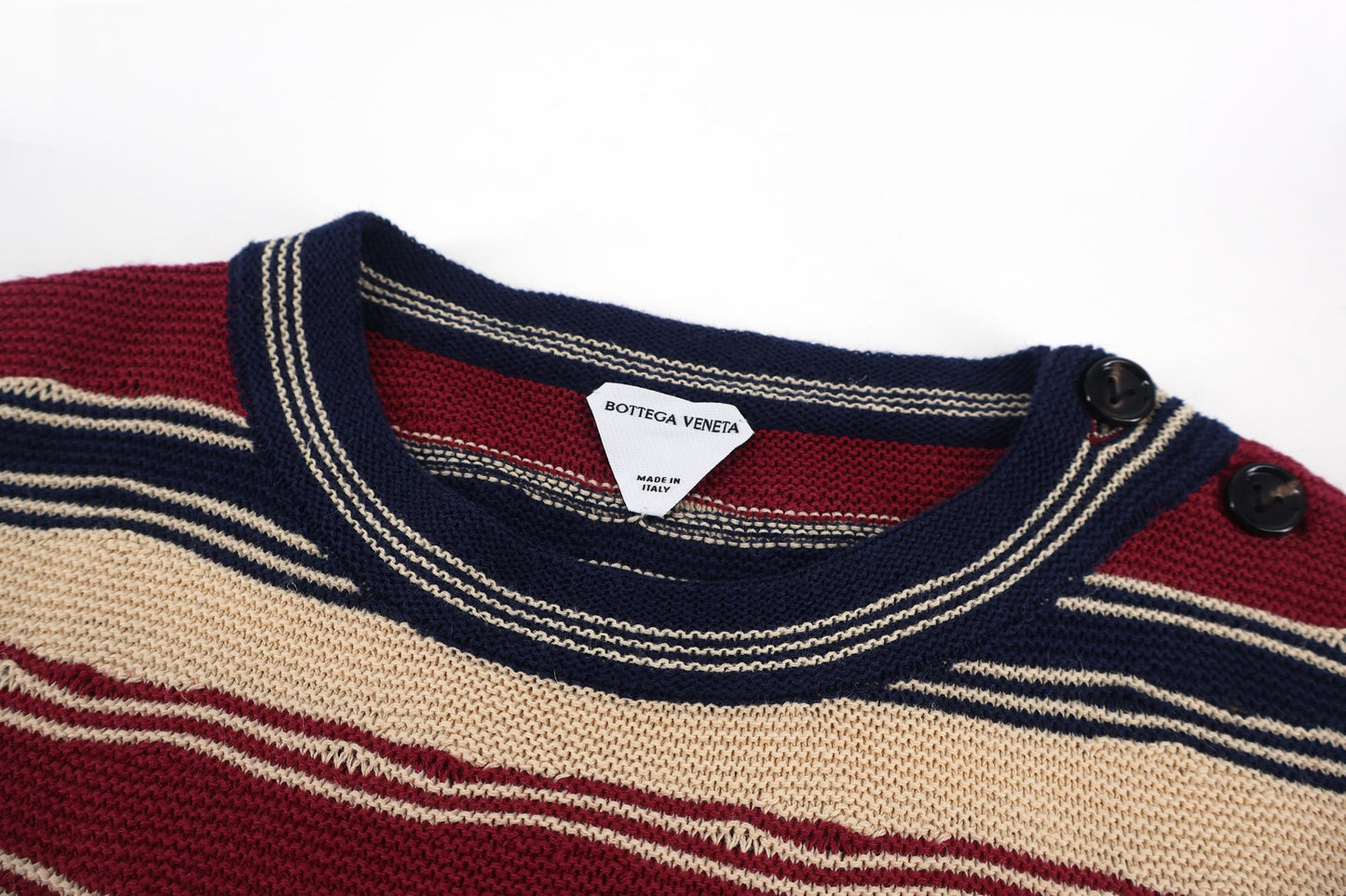 디스토디드 니트 (Distorted knit)