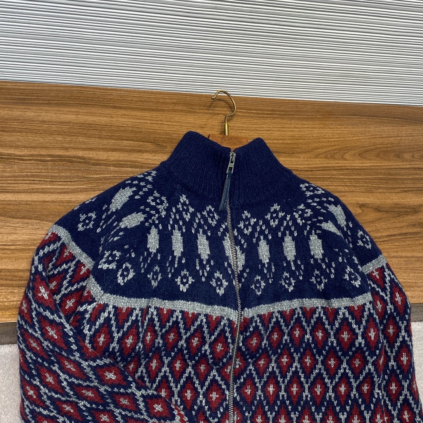 페어 아일 가디건 (Fair Isle Cardigan)