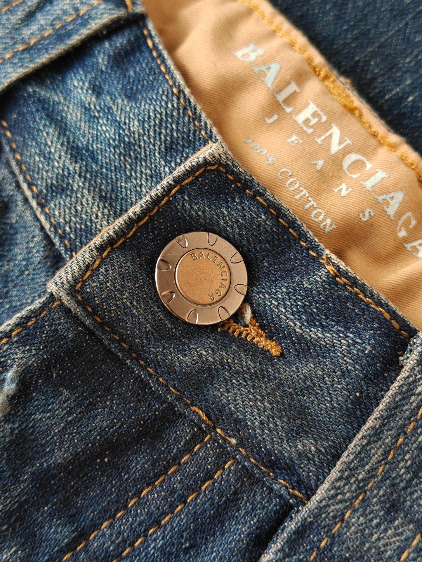와이드 레그 청바지 (wide leg jeans)
