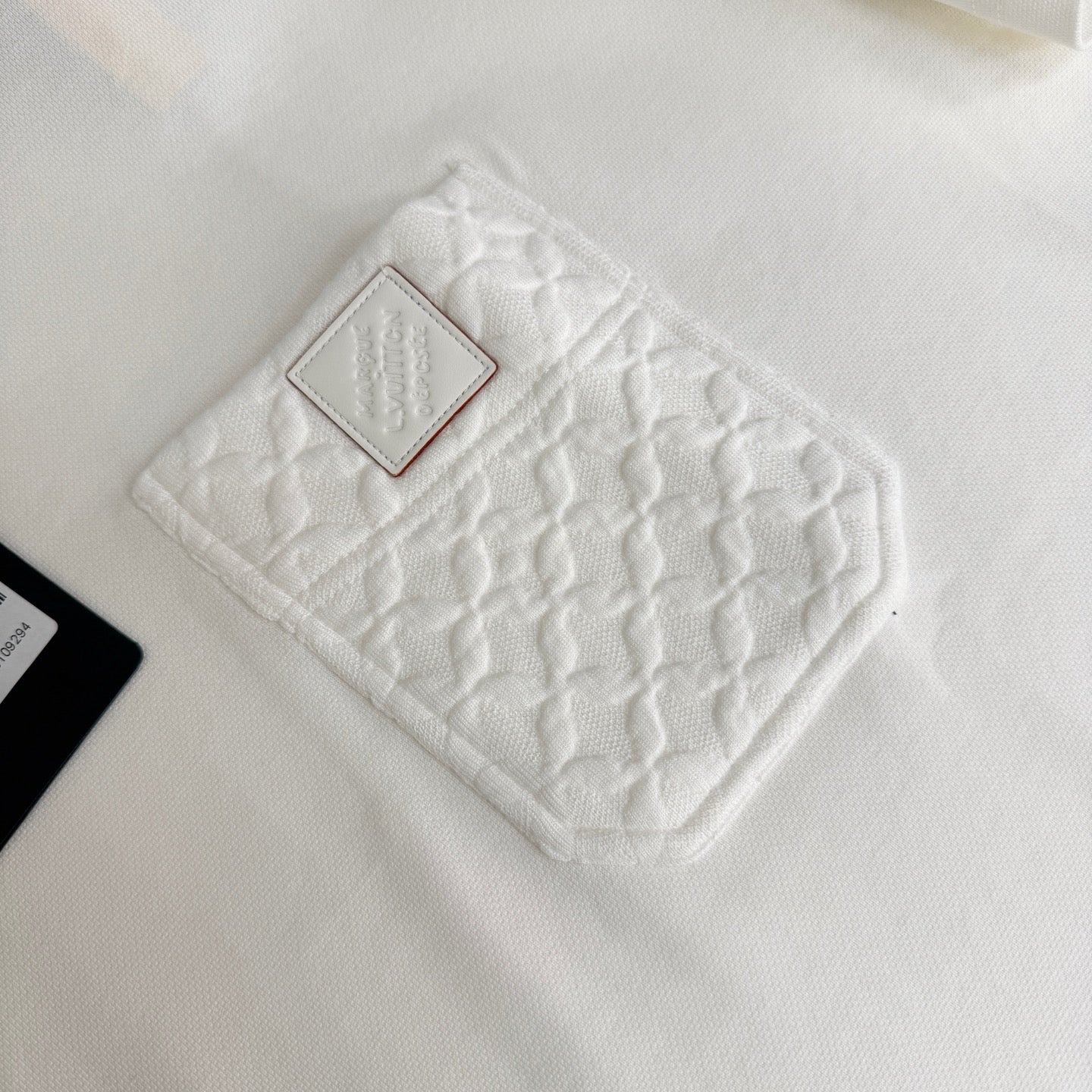 자카드 포켓 티셔츠 (jacquard pocket t-shirt)