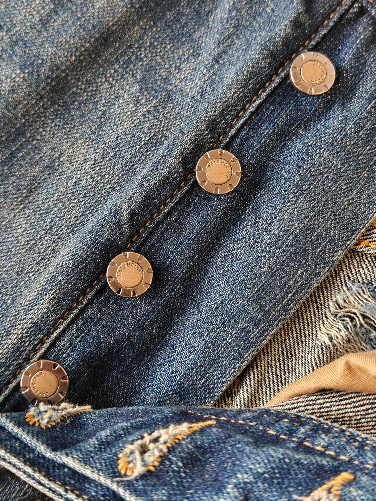 와이드 레그 청바지 (wide leg jeans)
