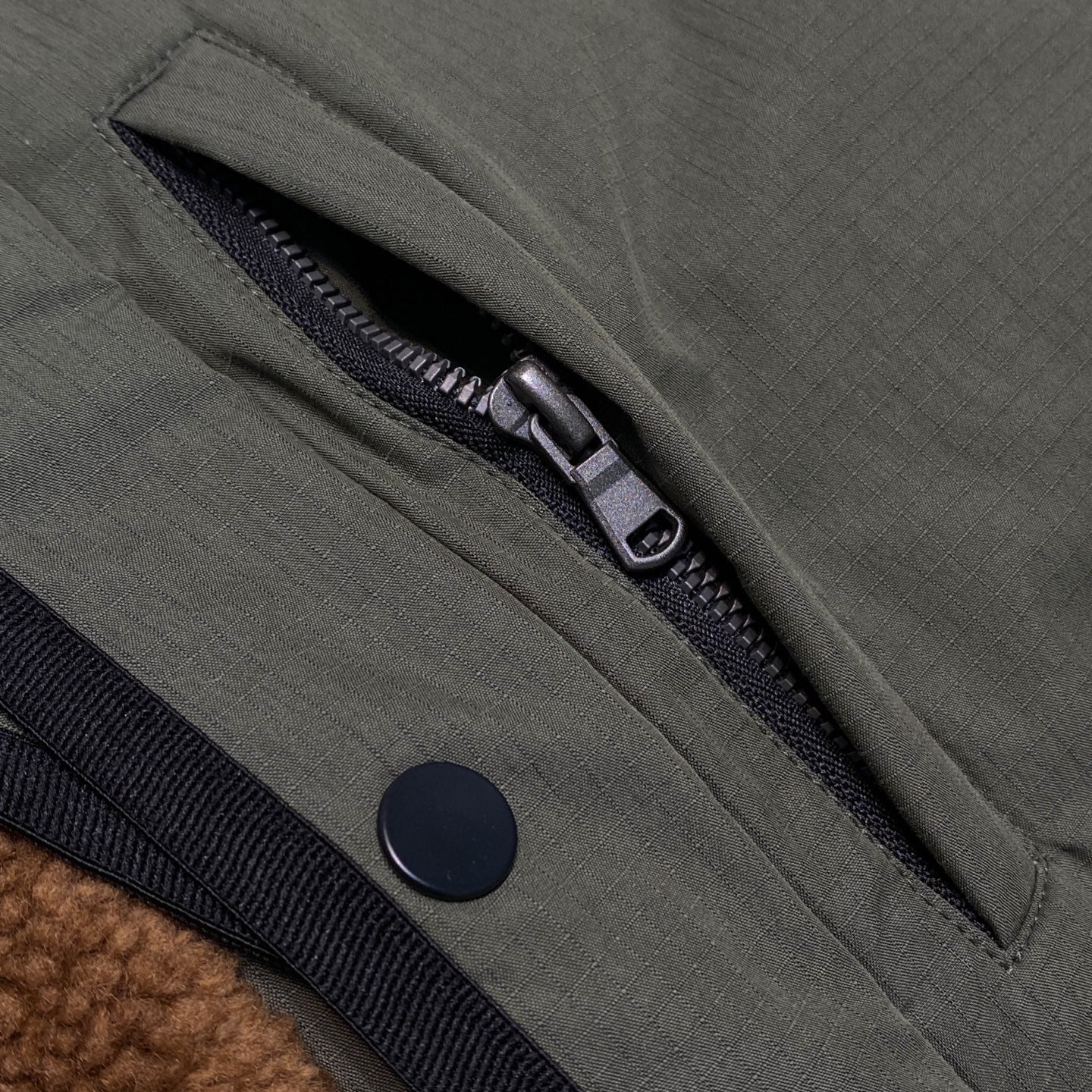 리버시블 램스울 재킷 (Reversible lambswool jacket)