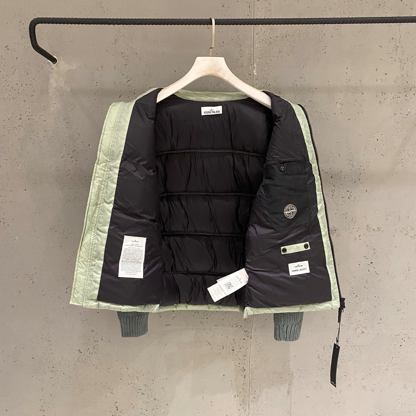 하이브리드 경량패딩 (Hybrid Lightweight Puffer Jacket)
