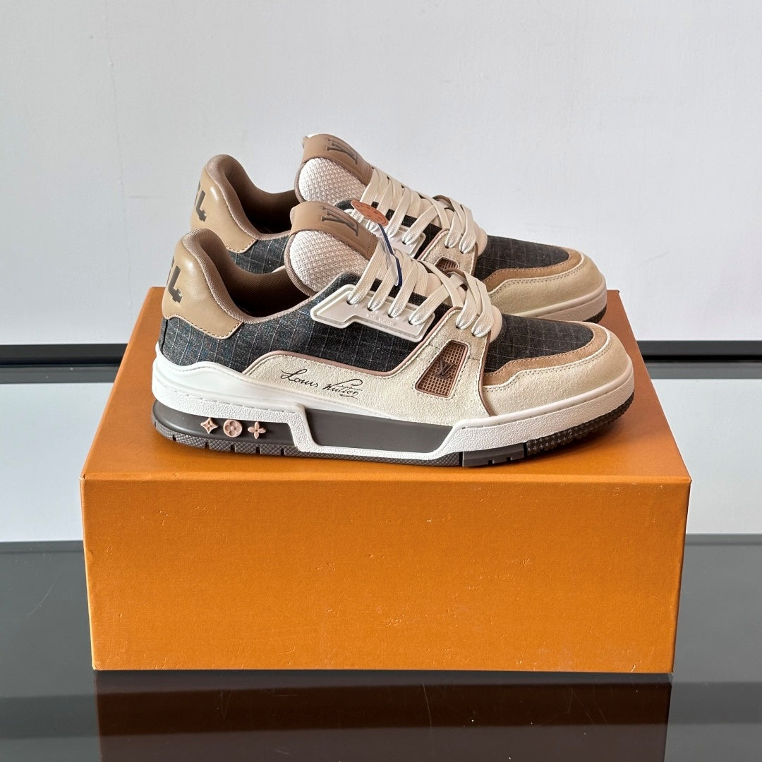 트레이너스니커즈 (Trainer Sneakers)