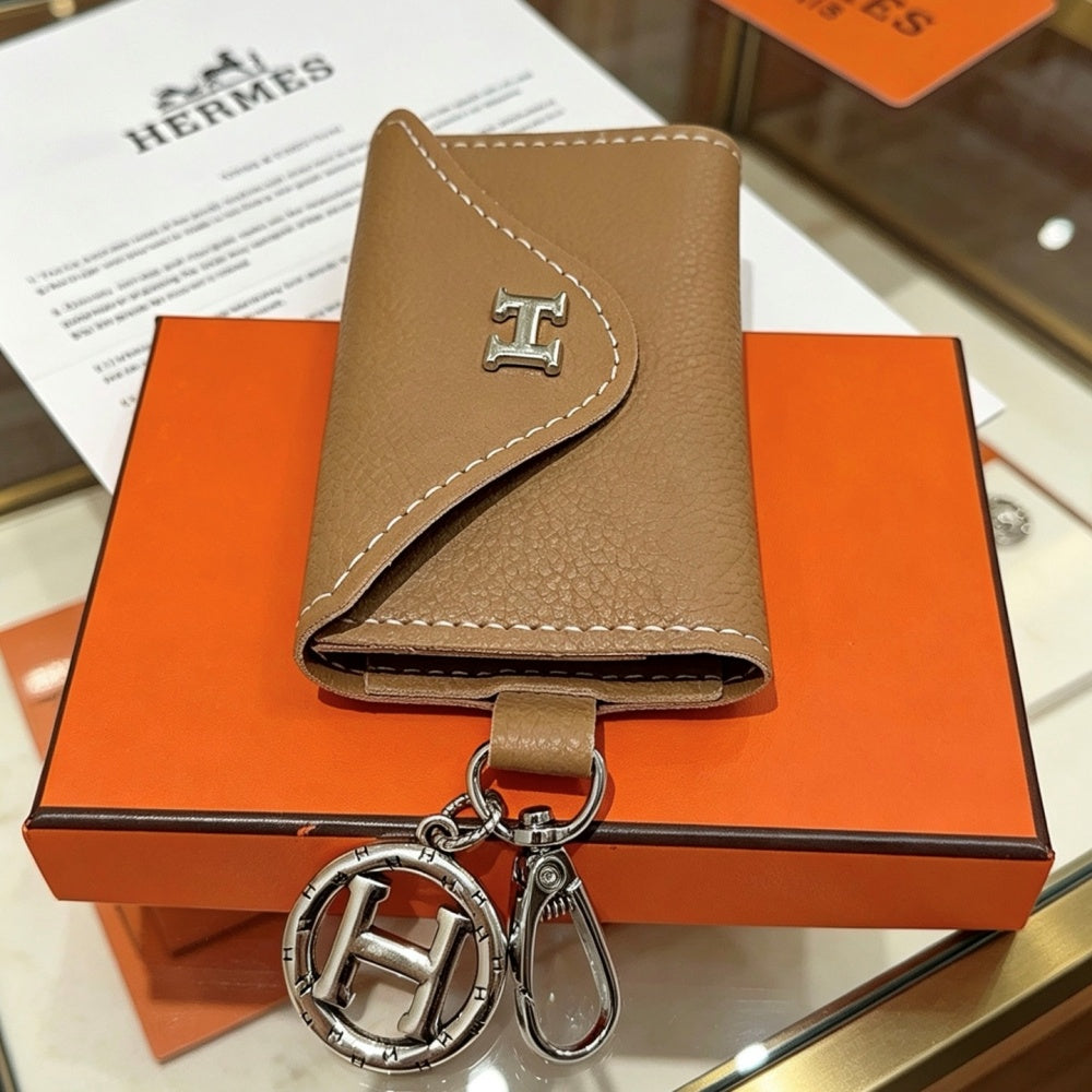 에토프 백참 (Etoupe Bag Charm)