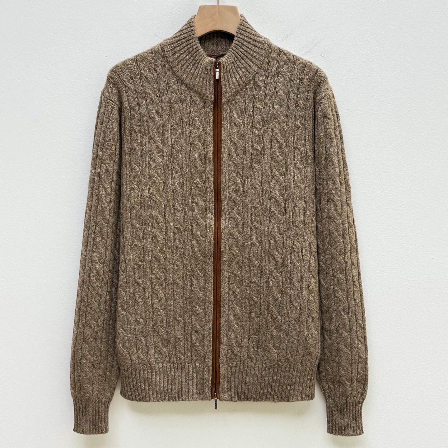 봄버 케이블 니트집업 (Bomber Cable Knit Zip-up)