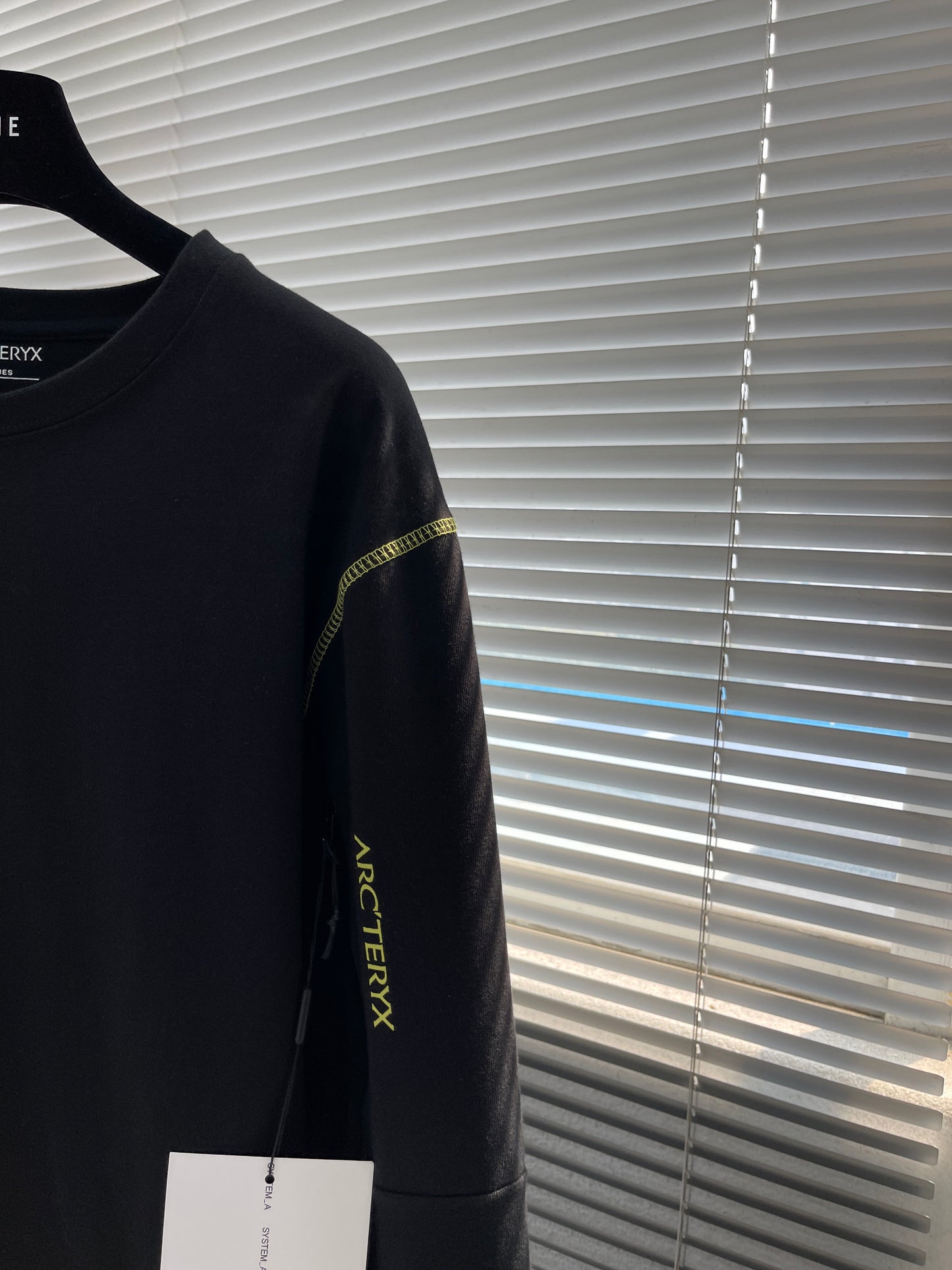 캡슐 맨투맨 (capsule sweatshirt)
