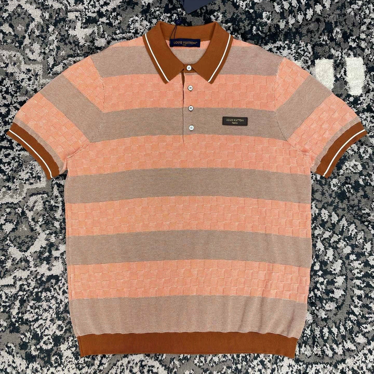 체커보드 티셔츠 (Checkerboard T-shirt)