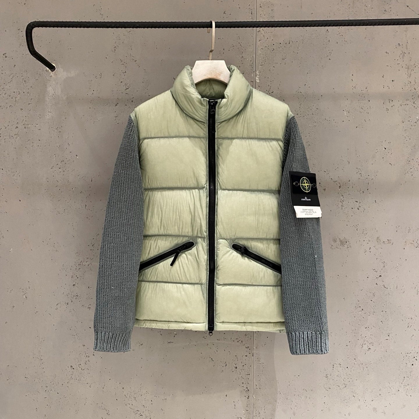 하이브리드 경량패딩 (Hybrid Lightweight Puffer Jacket)