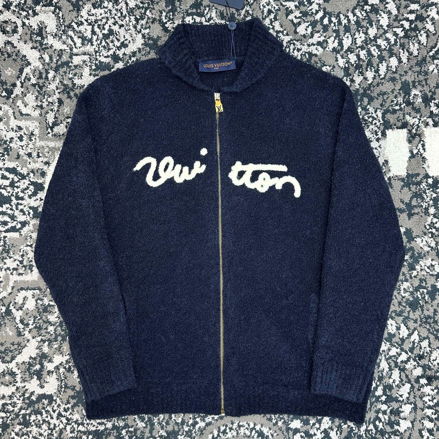 뉴 시즌 가디건 (New Season Cardigan)