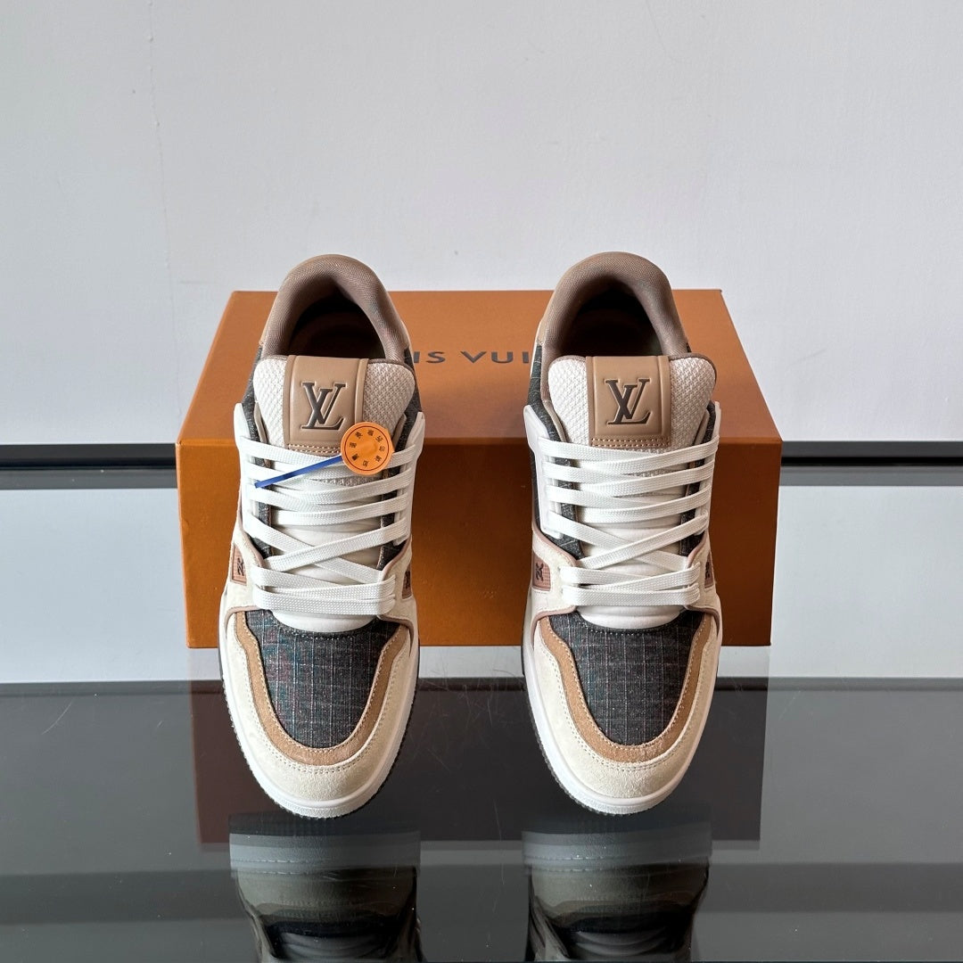 트레이너스니커즈 (Trainer Sneakers)