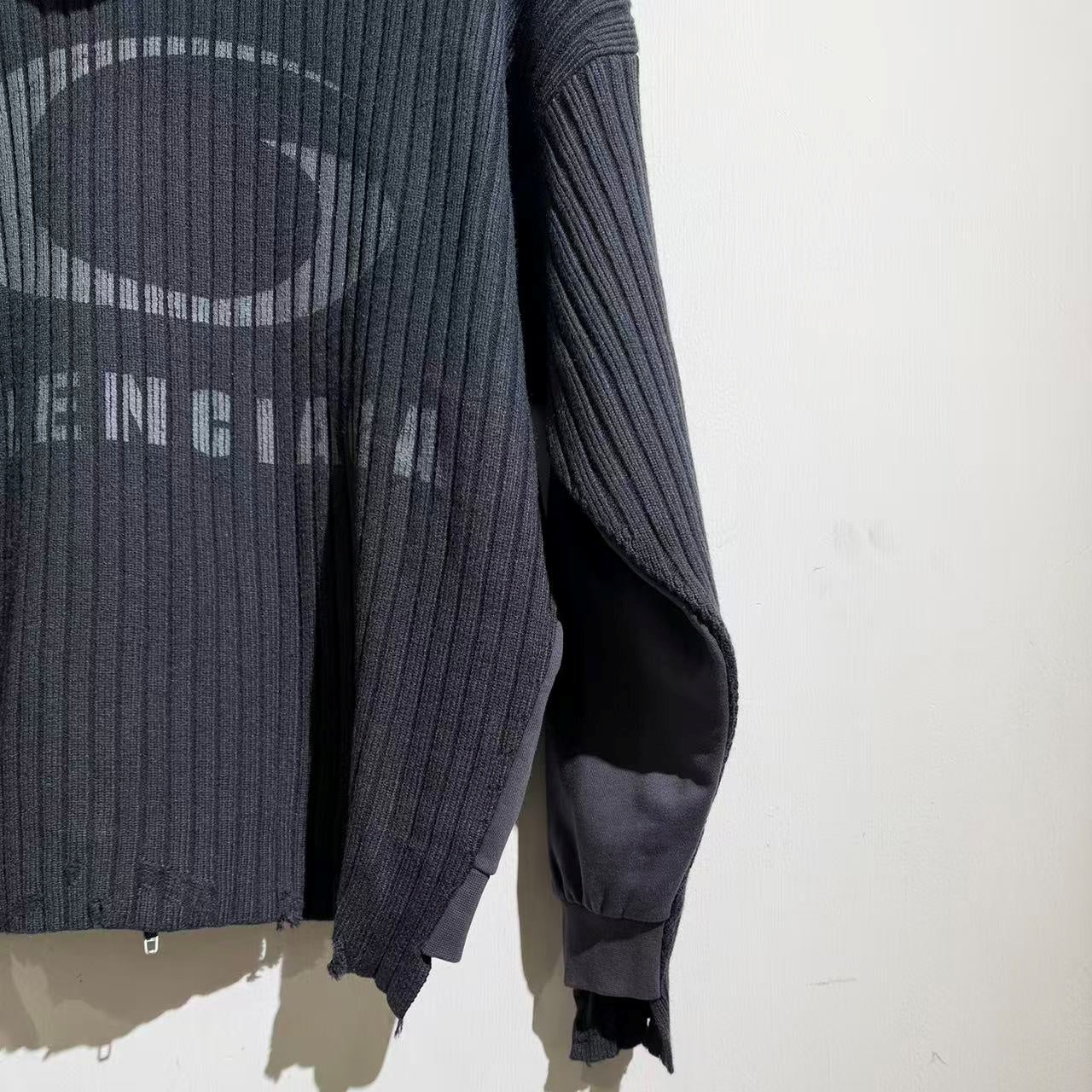 베일 파리 후드점퍼 (Veil Paris Hooded Jumper)