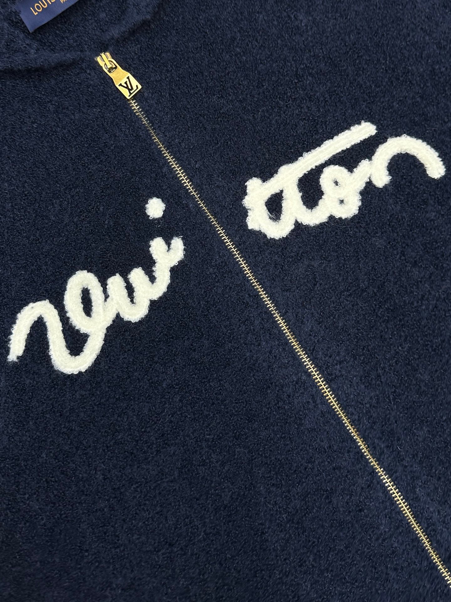 뉴 시즌 가디건 (New Season Cardigan)