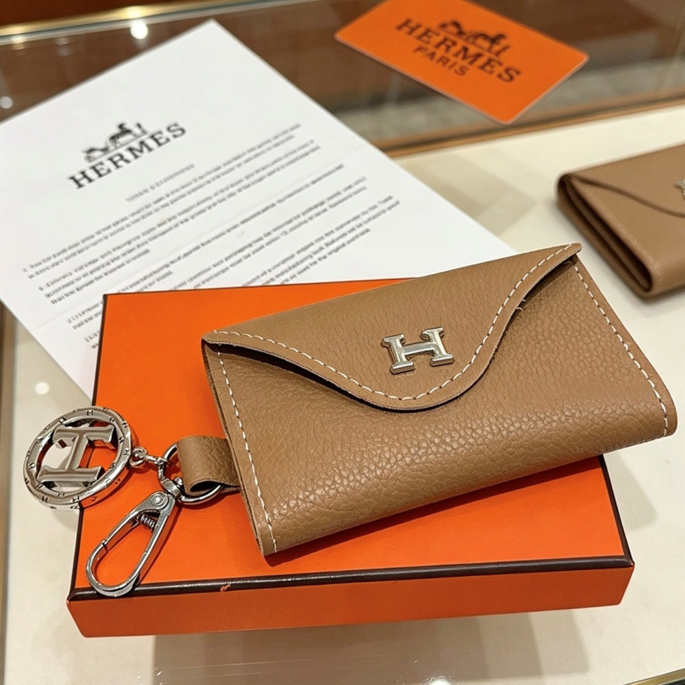 에토프 백참 (Etoupe Bag Charm)