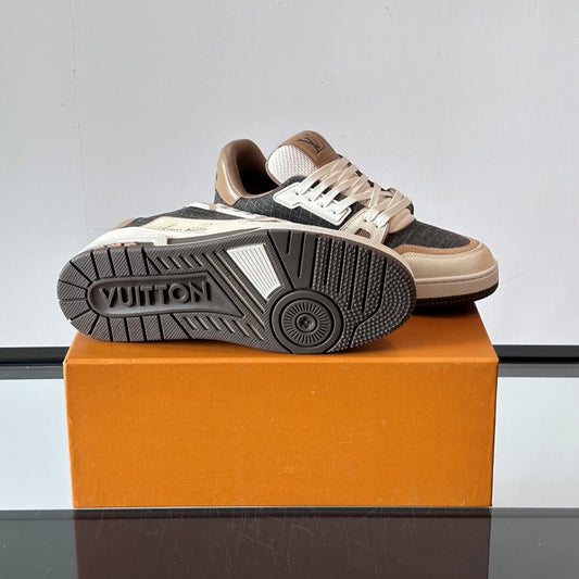 트레이너스니커즈 (Trainer Sneakers)