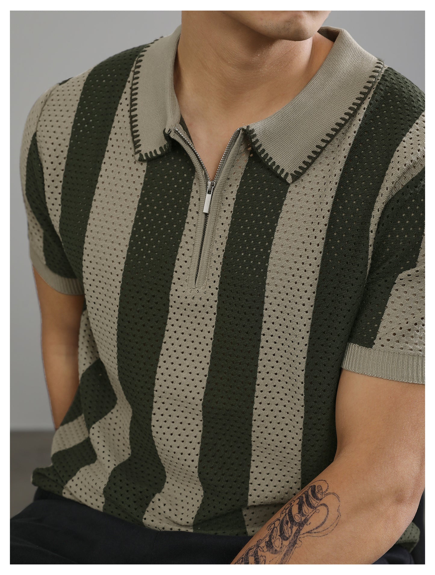 하프 지퍼 라펠 폴로 셔츠 (PICE 3.8)