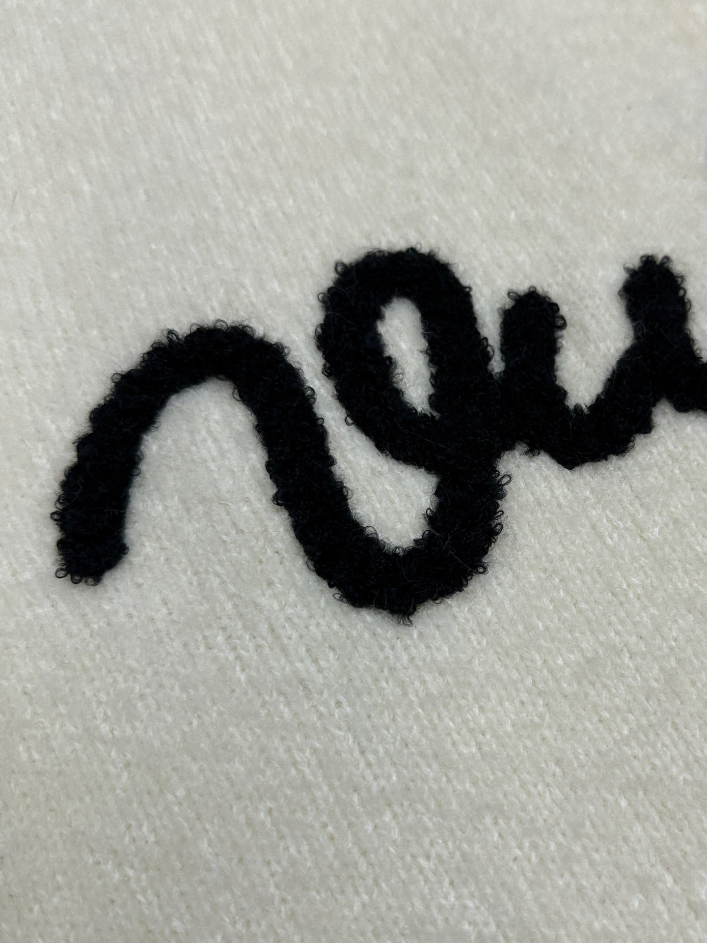 뉴 시즌 가디건 (New Season Cardigan)