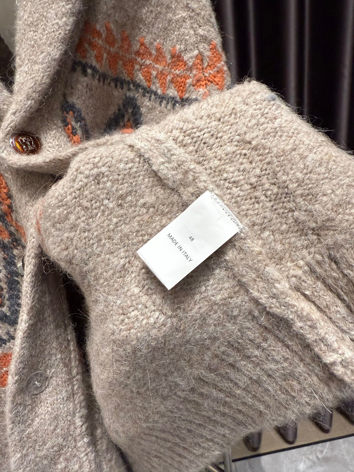 알파카 울 가디건 (Alpaca wool cardigan)