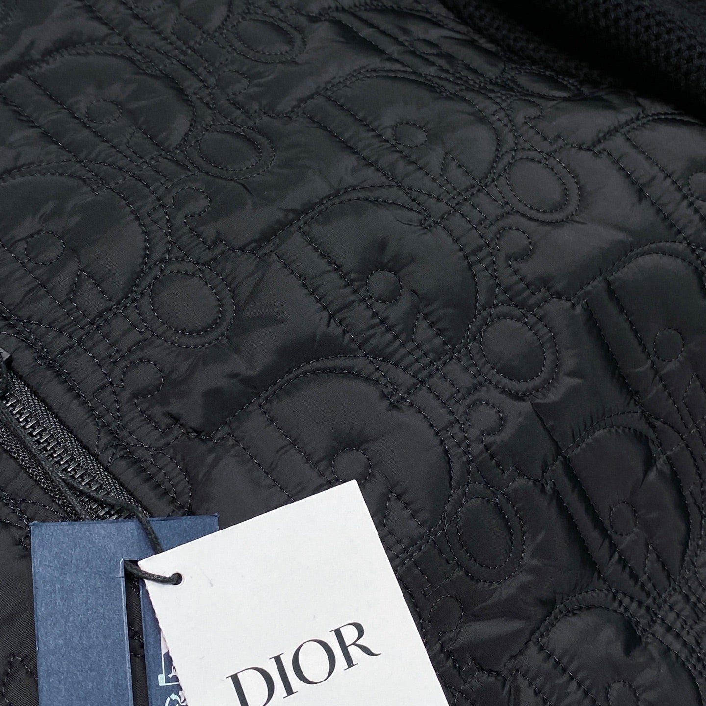 클래식 퀄팅자켓 (Classic quilted jacket)