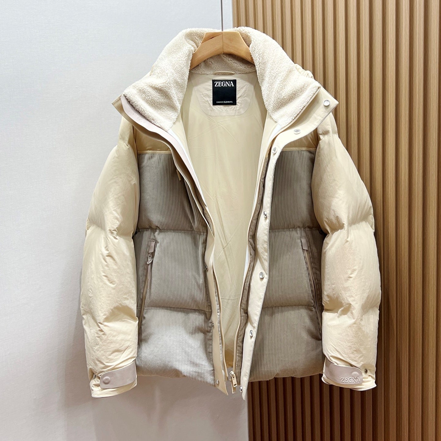 코어 다운 재킷 (core down jacket)