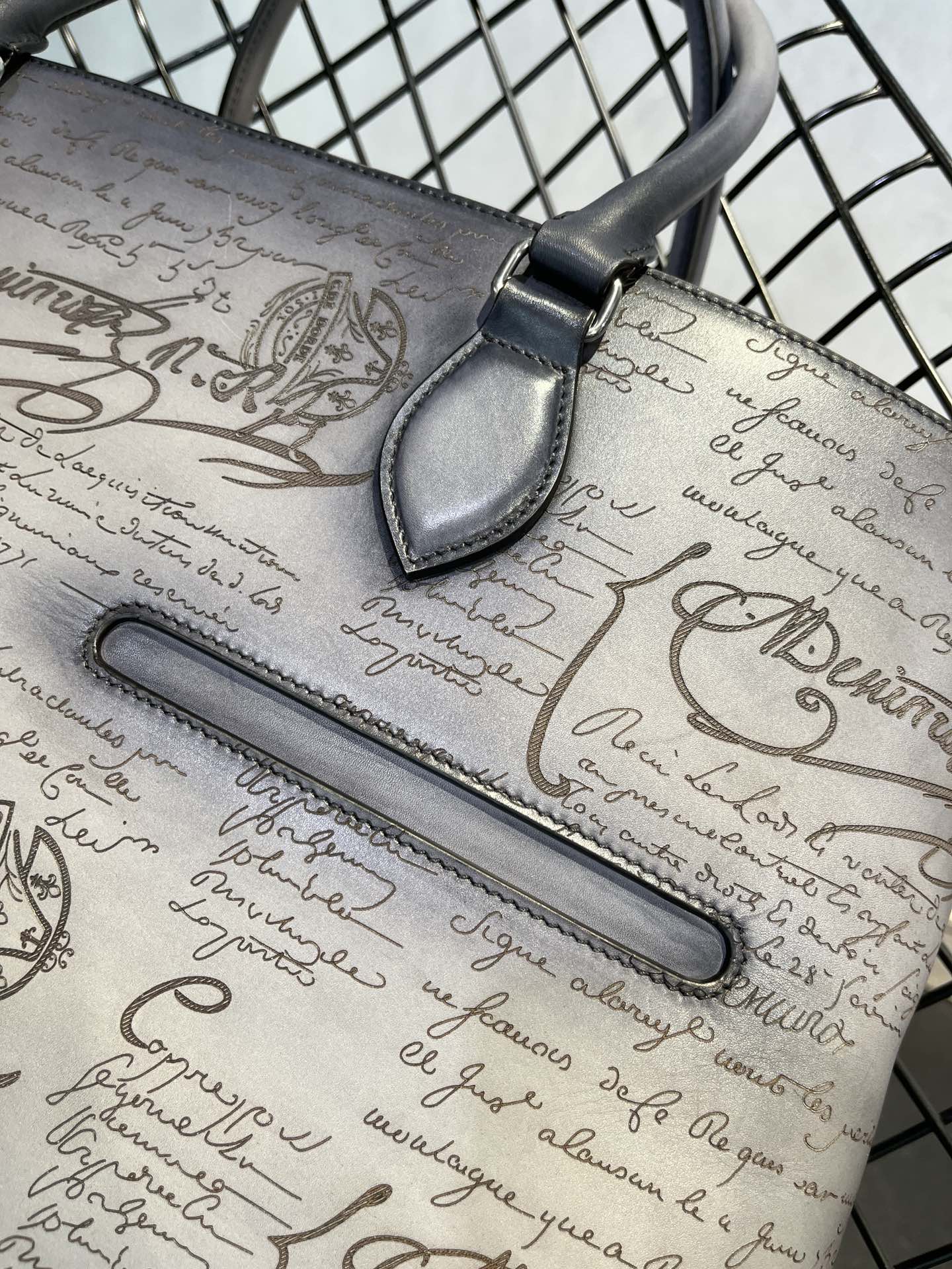 레더 토트백 (leather tote bag)